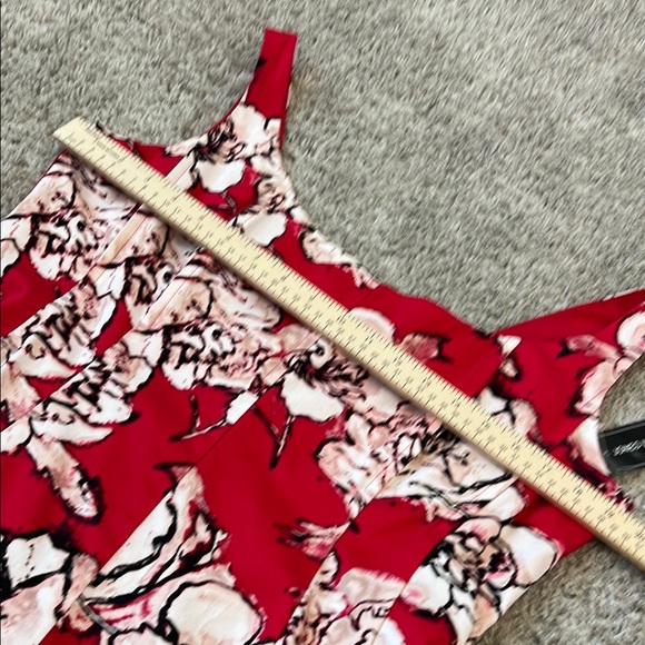 NWT Jones Wear Dress Red Floral Fit & Flare Sleeveless Size 14 Party Wedding - Picture 11 of 16